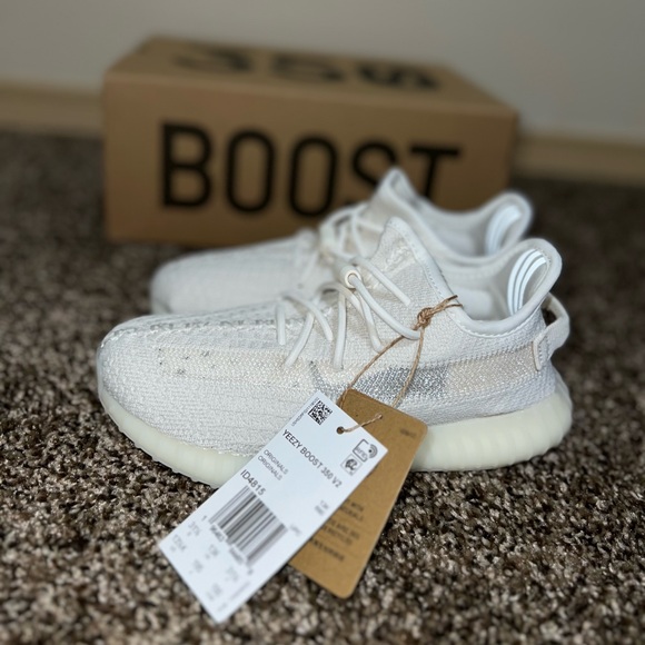 SOLD Yeezy Boost 350 V2 BNWT Bone - Picture 9 of 11